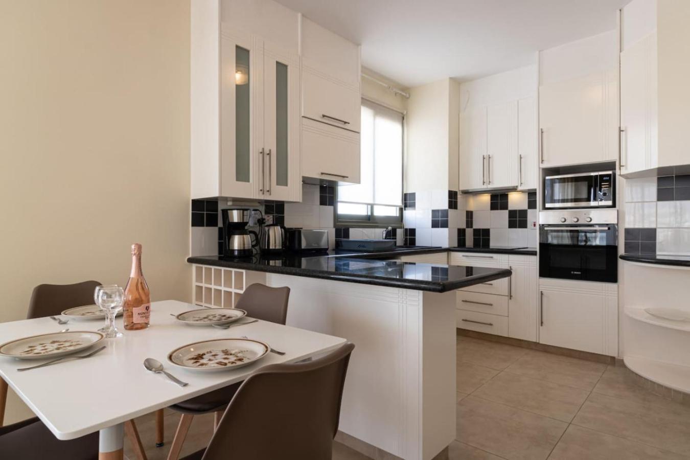 2-bedroom Jasmine Apartment Paphos