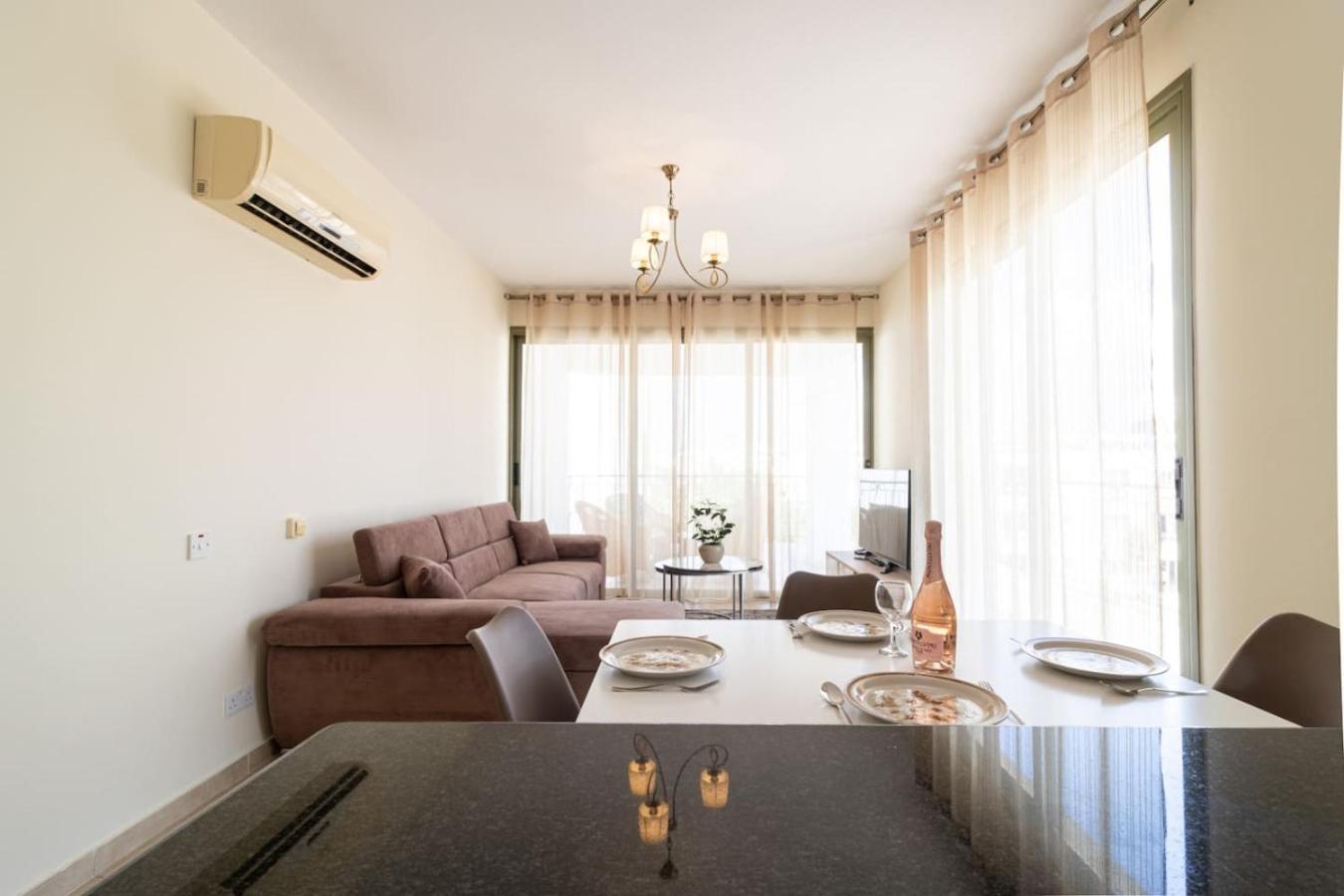2-bedroom Jasmine Apartment *